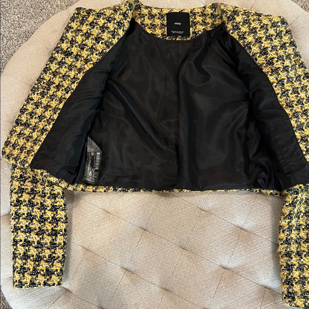 EUC Mango Cropped Yellow Blazer XS - Picture 4 of 6